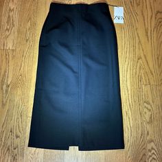 Nwot. Women’s Black Zara Pencil Skirt. Size M. Zara Midi Skirt For Workwear, Zara Midi Skirt For Work, Chic Zara Pencil Skirt, Zara Long Skirt For Work, Zara Pleated Skirt For Workwear, Zara Pencil Skirt With Lining, Zara Pencil Skirt Lined, Zara Black Pencil Skirt, Zara Fitted Pencil Skirt