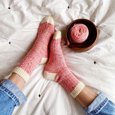 Knitting Socks For Beginners, Cottage Socks, Sock Knitting Pattern, 2020 Shoes, Cable Knit Socks, Cabin Socks, Sock Knitting, Sock Knitting Patterns, Knitted Socks