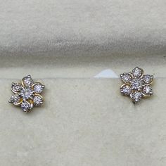 Product code: 52000 weight: 2.830 grams gemstone name: na gemstone weight: na diamond weight: 0.28 ct (excellent deluxe rbc) closure: screwback dimensions: 9 mm x 8 mm Wedding Studs, New Gold Jewellery Designs, Gold Earrings Designs, Diamond Stud Earrings, Diamond Stud, Gold Jewellery Design, Design Patterns, Jewellery Designs, Dress Design