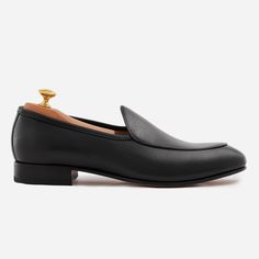 Slip into elegance. With a stylized, elegant silhouette, the Vincent Belgian Loafer in alluring pebbled leather brings a heightened sense of sophistication to your wardrobe. The understated and subtle appearance adapts easily to different looks, from super casual to supremely formal. Comfortable from the moment you slip into them, the Vincents will become even more so as the leather conforms to the shape of your feet the more you wear them - and you might want to wear them all the time. This pro Belgian Loafers, Black 7, Sneaker Shopping, Boot Shop, Shoe Shop, Pebbled Leather, Loafers Men, Accessories Shop, Leather Men