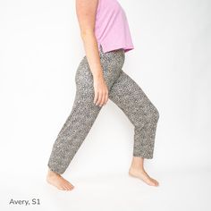 Engineered to keep you comfortable, Skida's Viska Pant combines a breathable, lightweight fabric with moisture-wicking technology for the ultimate sleek and multi-seasonal fit. Versatile 4-way Stretch Sweatpants For Loungewear, Relaxation Activewear With Elastic Waistband, Athleisure Straight Leg Bottoms For Relaxation, Versatile Yoga Pants With Elastic Waistband For Relaxation, Full Length Activewear With Elastic Waistband For Relaxation, Athleisure Straight Leg Pants For Relaxation, Versatile Comfort Stretch Pants With Straight Hem, Casual Comfort Stretch Pants For Relaxation, Relaxed Fit Activewear With Elastic Waistband