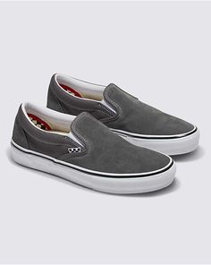 Skate Slip-On Shoe Classic Gray Skate Shoes For Streetwear, Vans Gray Skate Shoes With Rubber Sole, Urban Gray Skate Shoes For Skateboarding, Vans Gray Sneakers For Skateboarding, Slip-on Skate Shoes With Gum Sole For Skateboarding, Gray Vans Skate Shoes With Round Toe, Silver Vans Low-top Sneakers, Silver Low-top Vans Sneakers, Long Skate