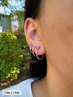 Item Details: This is for 1 Pair (= 2 Pieces). Size:  * 11mm (extra small) * 13mm (small)  * 15mm (medium) * 18mm (large) Item Details: The earrings are for 1 PAIR and only come in the CLIP-ON version for NON-PIERCED ears. These stainless steel clip-on hoop earrings use a spring closure and look very realistic (like pierced earrings). Gold Version: https://clipsody.etsy.com/listing/1427933739 Rose Gold Version: https://clipsody.etsy.com/listing/1564368041 US customers: Receive FREE US shipping b Minimalist Everyday Hoop Piercings, Hypoallergenic Small Hoop Piercings For Everyday, Simple Round Single Cartilage Earring, Simple Single Round Cartilage Earring, Adjustable Small Hoop Classic Cartilage Earrings, Hypoallergenic Hoop Clip-on Earrings For Everyday, Classic Hypoallergenic Small Hoop Piercings, Everyday Hypoallergenic Hoop Clip-on Earrings, Classic Adjustable Hypoallergenic Cartilage Earrings