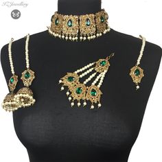 Asian jewellery set. Set includes- Earrings  Tikka Choker Jhumka Pakistani Wedding Jewelry, Choker Jewellery, Indian Choker, Pakistani Bridal Jewelry, Jewelry Pakistani, Asian Jewelry, Indian Necklace, Pakistani Jewelry, Indian Wedding Jewelry