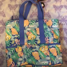 Bnwt. Has Inner Pockets With Top Zipper And Also Has A Waterproof Bottom Zipper Compartment. Womens Tote Bags, Beach Bag, Blue Orange, Diaper Bag, Color Blue, Zipper, Orange, Full Service, Women Shopping