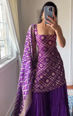 Indian Clothes Casual, Saree Stiched Dress Ideas, Traditional Outfits Aesthetic, Kurti From Saree, Aesthetic Traditional Outfits, Lehenga With Kurti, Indian Kurti Aesthetic, Fitted Kurti, Purple Indian Dress