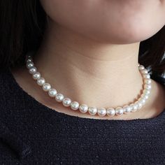 ★★credit card payment★★ Its possible to pay with a card via PayPal without a PayPal account. Here's how: https://etsy.me/2Q46H7r ● Name of product Akoya hanatama pearl necklace ● Types of pearls Akoya hanatama pearl ● Size 7.5-8.0mm ＆8-8.5mm＆ 8.5-9mm ● Shape Round ● Luster It is very good(AA) ● Color White ● Flaw Micro(AB) ● Clasp Silver Please select type ● Overall length 42㎝ All of our products are made and ship from Japan. We are located in Mie Prefecture, Japan, where Akoya pearls are produc Classic Akoya Pearl Necklace As Gift, Classic Pearl White Pearl Necklace As Gift, White Pearl Necklace With Pearl Charm For Mother's Day, Single Strand Pearl Necklace Gift, Single Strand Round Pearl Necklace Gift, Single Strand Round Pearl Necklace As Gift, Classic Pearl Necklace For Mother's Day Gift, White Akoya Pearl Necklace For Gift, White Akoya Pearl Necklace As Gift