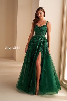 Ellie Wilde Prom Dresses, Tulle Applique, Beautiful Evening Gowns, Ellie Wilde, Prom Dress Stores, Prom Dress Styles, Spring 2025, Sherri Hill Dresses, Corset Bodice