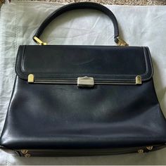 Black Leather Vintage Bally Handbag. Good To Very Good Condition. Very Soft, Classic Style, No Smell. Soft Classic Style, Bally Bag, Vintage Handbag, Soft Classic, Vintage Handbags, Classic Style, Black Leather, Bag Lady, Handbags