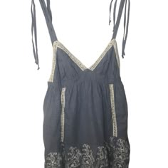 The Cutest Summer Mini Dress With Embroidered Accents For That Feminine Touch.Adjustable Tie Straps With Elastic On The Back.Super Light And Airy,Perfect For That Beach Vacation. Tie Up Sundress, Summer Tops With Lace Trim And Mini Length, Casual Beach Tops Lined, Comfort Photos, Dress With Tie Straps, Eclectic Outfits, Summer Mini Dress, Country Style Outfits, Dress With Tie