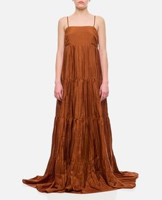 Spaghetti shoulder. Long lenght. Full volume. Color: brown. Composition: 100% Silk Ibiza Formentera, Beach Events, Full Volume, Ruffle Design, Zimmermann Dress, Silk Maxi, Pleats Please Issey Miyake, Silk Maxi Dress, Garden Parties