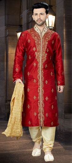 Red and Maroon color Kurta Pyjamas in Art Dupion Silk fabric with Embroidered, Thread, Zari work Wedding Sherwani, Kurta Pyjama, Indian Kurta, Silk Kurta, Utsav Fashion, Dupion Silk, Red Art, Color Art, Maroon Color