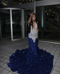 Fitted Prom Dresses Long, Prom Dress Navy Blue, Prom Dress Navy, Fitted Prom Dress, Girls Updo, Blue Mermaid Prom Dress, Silver Prom Dress, Navy Blue Prom Dresses, Prom Inspiration