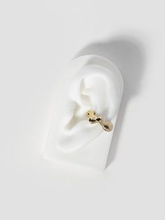 BOTERO EAR CUFF Faris Jewelry, Gold Ear Cuff, Honolulu Hawaii, Fall Floral, Honolulu, Online Boutique, Style Icons, Ear Cuff, Jewelry Collection