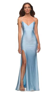 Elegant V-neck Gown For Homecoming, V-neck Gown With Back Opening For Prom Season, V-neck Bias Cut Evening Dress For Prom, Elegant V-neck Homecoming Gown, V-neck Bias Cut Gown For Gala, Satin V-neck Gown With Back Opening, Sheath Skirt, Sheath Gown, Prom Dress Styles