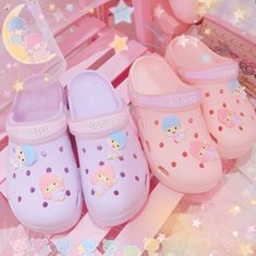 Kawaii Clothes Pastel, Clothes Pastel, Crocs Aesthetic, Purple Crocs, Cute Core, Kawaii Shoes, Kawaii Fashion Outfits, Pastel Pink Aesthetic, Kawaii Stuff