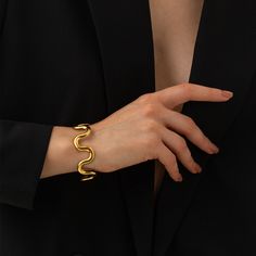 Description:A special Wavy Open Bracelet with unique and elegant wavy lines will not be exaggerated. The gold surface brings a sense of class, suitable for matching with any clothes, whether it is daily wear or professional wear, can become the most eye-catching embellishment you wear. You'll want to wear it every day and it's worth adding to your collection!Material: Stainless steel, electroplated 18k goldProduct parameters: Diameter6.18cm, 11.6g*Note:Manual measurement error is a normal phenom Open Bracelet, Reindeer Headband, Professional Wear, Dress Jewelry, Accessories Necklace, Silver Bracelets, The Gold, Daily Wear, Embellishments