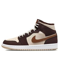 Air Jordan 1 Mid DO6699-200 Brown Jordan 1, Nike Jordan 1 Mid, Brown Converse, Wmns Air Jordan 1, Jordan Model, Air Jordan 1 Mid Se, Popular Sneakers, Converse Chuck 70, Brown Shoes