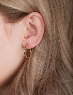 Medium hoop earrings D E T A I L S * Hoop is 18 mm inner diameter, 21 mm outer diameter, and 1.5 mm wide * 18k gold over sterling silver // white gold over sterling silver * Nickel free and hypoallergenic P R O M O T I O N * Bridesmaids gifts: message us for a coupon code * New FACEBOOK or INSTAGRAM followers: follow us in the links below then message us for a 10% off code F A Q s For production time, shipping estimates, return policy, etc., please read our FAQs section below. S H O W U S S O M Simple Small Hoop Earrings For Pierced Ears, Simple Small Hoop Single Earring, Minimalist Hoop Earrings With Ear Wire, Simple Small Hoop Hypoallergenic Earrings, Minimalist Small Hoop Single Earring, Hypoallergenic Hoop Cartilage Earrings, Simple Single Hoop Earring, Classic Nickel-free Hoop Cartilage Earrings, Everyday Hoop Cartilage Earrings