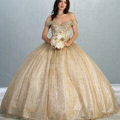 Gold Dresses For Quinceanera, Quince Champagne, Plus Size Ballgown, Gold Quinceanera Dresses, Halter Ball Gown, Gold Ball Gown, Corset Ball Gowns, Gold Sequin Gown, Floral Ball Gown