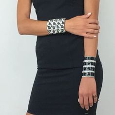 Geometric Black & White Crystal Bracelet Bling Cuff Bracelet - Etsy Greece Elegant Beaded Bling Bracelets For Party, Elegant Beaded Bangle Bracelets With Bling, Modern Crystal Bracelets For Party, Silver Sparkling Beaded Bracelets For Party, Sparkling Silver Beaded Bracelets For Party, Trendy Black Party Wristband, Crystal Beaded Bracelets With Rhinestones For Party, Trendy Bangle Bracelets For Parties, Trendy Party Bangle Bracelets