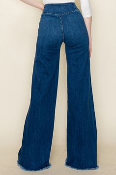 Front seam detailing high Waist Vintage Flare Wide Leg jeans Super soft and stretch denim fabric *Measurements for size 26Rise: 11 1/2 inRegular Inseam: 33inMade In: USAFabric Contents: 98% CTN 2% SPAN High Rise Bell Bottom Jeans, Mid-rise Blue Flare Jeans With Contrast Stitching, Blue Mid-rise Flare Jeans With Contrast Stitching, Wide Leg Denim Flare Jeans With Contrast Stitching, Wide Leg Flare Jeans With Contrast Stitching, High Rise Blue Flare Jeans With Contrast Stitching, Mid-rise Flare Jeans With Contrast Stitching In Medium Wash, Spring Flare Jeans With Contrast Stitching In Medium Wash, High Rise Dark Wash Flare Jeans With Seam Detailing