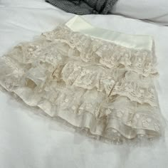 Sugar Thrillz By Dollskill White Crotchet Layered Mini Skirt Size Xs New W/O Tags White Grunge Outfit, Lacy Skirts, Diy Two Piece Outfit, White Frilly Skirt, Sweet Girl Outfits, Vanilla Girl Style, Skirt Design Ideas, Ruffle Tulle Skirt, Aesthetic Skirts