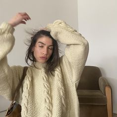 Coziest freaking handmade cable knit cream sweater. Good condition minus cuff which is unraveling. 

Material content is not listed, feels like acrylic, not wool. 

No itch. 

I am 5’9 Cream Sweater, Cable Knit, Women's Sweater, Sweaters For Women, Cable, Cuff, Wool, Cream, Knitting