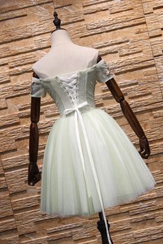 Light green tulle lace applique short homecoming dress – Weitese Dress Mini Tulle Prom Dress, Mini Length Tulle Evening Dress For Prom, Lace Dress For Homecoming And Prom Season, Tulle Mini Dress For Homecoming And Prom Season, Homecoming Mini Dress With Lace Bodice, Lace Knee-length Prom Mini Dress, Mini Length Tulle Dress For Prom Season, Mini Length Tulle Dress For Prom, Lace Bodice Mini Dress For Homecoming