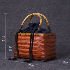 Produkt information:

 
Farve: Bulky Mini Bamboo Bag (faldende rød)


 Stil: Europæisk og amerikansk retro


 Materiale: Bambus


 Populære elementer: vævning


 Mønster: almindelig







 Pakke liste:


 Bambuskurv x1 Casual Red Rectangular Shoulder Bag, Casual Red Rectangular Satchel, Casual Red Square Satchel, Casual Red Handheld Satchel, Red Casual Handheld Satchel, Red Handheld Casual Satchel, Square Woven Shoulder Bag For Daily Use, Red Rectangular Bucket Bag With Large Capacity, Red Woven Satchel Bag