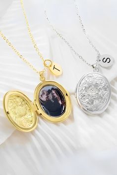 Do you want to keep your loved ones close to your heart? This Custom Flower Locket Necklace w Initial + Photo, Engraved Dainty Jewelry for Mom/Grandma/Sister is the perfect way to do that! 🌸

This locket necklace is a lovely way to show your love and appreciation for your mom, grandma, sister, or anyone else who means the world to you. 💗

Check it out in our Etsy store and surprise them with this meaningful and elegant jewelry! 💝

#locket #flowerlocket #locketnecklace #flowerjewelry #floraljewelry #aestheticjewelry #ovallocket #initialnecklace #photo #vintage Mother's Day Gift White Gold Locket Necklace, Mother's Day White Gold Locket Necklace Gift, Personalized Gift Locket Jewelry, Mother's Day Gift Locket Necklace With Engraving Option, Mother's Day Silver Locket Necklace With Engraving, Silver Locket Necklace With Engraving For Mother's Day, Personalized White Gold Locket Necklace For Gift, Personalized Gold Sterling Silver Locket Necklace, Personalized White Gold Locket Necklace Gift