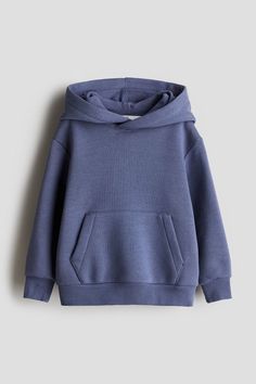 Sweatshirt hoodie in cotton-blend fabric with soft  brushed inside. Hood  kangaroo pocket  and long sleeves. Ribbing at cuffs and hem.