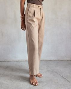 Perfectly named, this is the most effortlessly cool and versatile trouser you could own. Perfectly casual in organic cotton with flip-flops and a tank at the beach or just refined enough to get dressed up when the occasion calls for it. In a wide leg silhouette we’re swooning over, this pant is an Outerknown team favorite this fall. A high-rise single pleated pant with a relaxed wide leg for a smart and effortless look. Made with a mid-weight organic cotton weave with endless ways to dress-up or Pleated Pant, Women's Bottoms, Effortless Look, Pleated Pants, Get Dressed, Chestnut, Trousers Women, At The Beach, Womens Bottoms