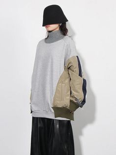 SIZE Bust:128cm Waist:122cm Length:78cm Shoulder:66cm Sleeve lengt:56cm Note: 1 inch = 2.54 cm, 1 cm = 0.39 inch note: measurement by hands allow 2-3cm errors which is normal Gray Patchwork Sweatshirt For Streetwear, Gray Sweatshirt For Fall Layering, Gray Fall Layering Sweatshirt, Gray Cotton Sweater For Layering, Gray Cotton Layering Sweater, Oversized Gray Turtleneck Outerwear, Gray Winter Streetwear Tops, Gray Funnel Neck Sweater For Layering, Gray Turtleneck Tops With Ribbed Cuffs