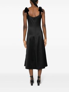 Chloé bow-embellished Satin Midi Dress - Farfetch Midi Dress Black, Yoko London, City Dress, Velvet Trim, Satin Midi Dress, Summer Beach Wear, Black Midi Dress, Black Wool, Coat Dress