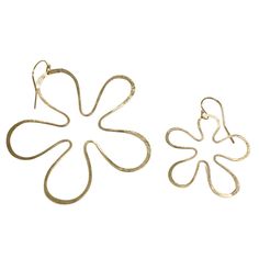 Playful, fun and full of that contagious spring energy. Flora is lightweight, has great movement and are oh so adorable. Sm: 1.25"Med: 2" Spring Rose Gold Flower Jewelry, Spring Gift Gold Jewelry, Rose Gold Flower-shaped Jewelry For Spring, Rose Gold Flower Shaped Jewelry For Spring, Rose Gold Flower Jewelry For Summer, Spring Gold Jewelry With Flower Charm, Summer Rose Gold Flower Jewelry, Modern Everyday Jewelry For Spring, Gold Flower-shaped Earrings For Spring