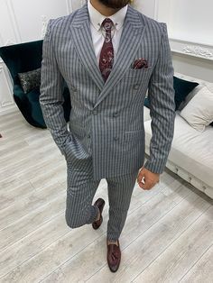 Italian Style Suit, Striped Suit, Designer Suits For Men, Navy Suit, Peak Lapel, Slim Fit Pants, Double Breasted Suit, Artistry Makeup, Slim Pants