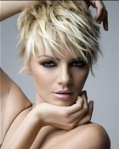 Short Hair Over 60, Funky Short Hair, Short Hair Older Women, Pixie ... Short Choppy Hairstyles, Braid Hairstyle Ideas, Choppy Hairstyles, Short Choppy Haircuts, Choppy Haircuts