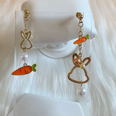 Kawaii Bunny Head And Carrot Drop Earrings Playful Orange Dangle Jewelry, Fun Orange Earrings As A Gift, Fun Orange Earrings For Gift, Fun Orange Earrings For Gifts, Fun Orange Drop Earrings, Fun Orange Earrings For A Gift, Cute Orange Dangle Jewelry, Fun Orange Dangle Earrings, Cute Orange Drop Earrings