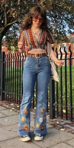 70s Inspired Outfits, Look 80s, Moda Hippie, Look Boho Chic, Outfits 70s, Looks Pinterest, Mode Hippie, 70s Inspired Fashion, 70s Outfits