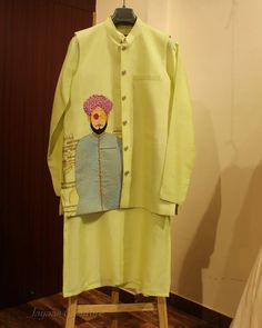 Have you seen this stunning green hand-painted Nehru jacket kurta with pants? It's the perfect combination of traditional style and modern fashion. The intricate detailing and vibrant colors make it a standout piece that will surely turn heads. Nehru Jacket, Nehru Jackets, Green Hand, Kurta With Pants, Party Wear Dresses, Have You Seen, Modern Fashion, Traditional Style