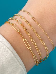 We can’t get enough of the paperclip trend! Our medium link style will add to your stack without overwhelming it, and is our second largest option available from our Paperclip Collection. Mix and match with different sizes and pieces from the collection for especially on-trend stack. Trendy Paperclip Bracelet With Lobster Clasp, Paperclip Chain Link Bracelet, Modern Chain Bracelet With Rectangular Links For Everyday, Paperclip Bracelet With Rectangular Links And Lobster Clasp, Modern Paperclip Bracelet With Oval Link Cable Chain, Everyday Paperclip Chain Bracelet With Lobster Clasp, Trendy Oval Link Paperclip Chain Bracelet, Modern Oval Link Paperclip Bracelet With Cable Chain, Everyday Chain Bracelet With Rectangular Links And Lobster Clasp