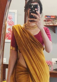 Indian Wedding Saree, South Indian Wedding Saree, Draping Styles, Saree Hairstyles, Formal Saree, Saree Draping Styles