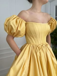 Silhouette:?A Line Waist: Natural Sleeve Length:?Sleeveless Fabric: Satin Shown Color: Yellow Built-In Bra: Yes Belle Aesthetic, Straight Wedding Dresses, Modern Disney Princesses, Puff Sleeve Gown, Yellow Gown, Prom Dresses With Pockets, Vintage Fairy, Modern Disney, Princess Aesthetic