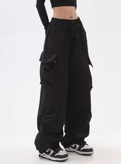 DETAILSMaterial: PolyesterClosure Type: Elastic WaistPattern Type: SolidWaist Type: MID Cargo Pants Women Baggy, Celana Kargo, Loose Sweatpants, Celana Fashion, Streetwear Spring, Fall Streetwear, Sweatpants Women, Oversized Pants, Baggy Cargo Pants