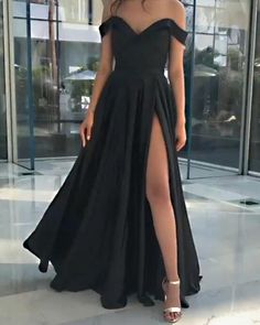 Black Prom Dress Long, Prom Dresses High Low, Event Clothes, Prom Dress Two Piece, Off The Shoulder Prom Dress, Dress Long Formal, Two Piece Prom Dresses, Prom Dresses Off The Shoulder, Winter Wedding Venues