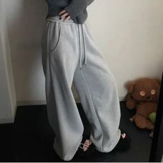 Vintage Baggy Sweatpants: Oversized Grey Fleece Joggers   1Measurement In CMsizeHips (cm)Pant Length(cm)Opening CIR(cm)M969848L10010050XL104102522XL10810454 Oversized Sweatpants, Sweatpants Women, Baggy Sweatpants, Cotton Trousers, Grey Joggers, Cargo Pants Women, Ankle Length Pants, Fleece Joggers, Wide Pants