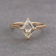 clear diamond Lozenge Engagement Ring, Single For Life, Kite Cut Engagement Ring, Lozenge Diamond, Sage Wedding, Engagement Ring Ideas, Wedding Palette, Unique Diamond Rings, Engagement Ring Shapes