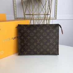 ???? SIZE 26*20*5cm? Lv Handbags, Urban Outfits, Street Chic, Lv Bag, Urban Fashion, Streetwear Fashion, Louis Vuitton Bag, Luxury Bags, Outfit Of The Day