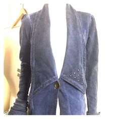 Tlc Vintage Wash Blue Jacket. Longer Body, Corset Back And Lace Cuffs. Brass Button And Studs. Amazing New Jacket Size Small Zara Campaign, Body Corset, Pink Jacket Blazer, Petite Blazer, Cashmere Blazer, Sequin Blazer, New Jacket, Coats Vintage, Lace Cuffs